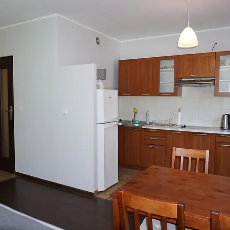 Apartment Home3city Sloneczne Studio *